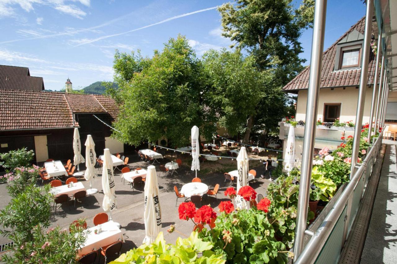 Hotel Krone Strassdorf Schwabisch Gmund Bagian luar foto