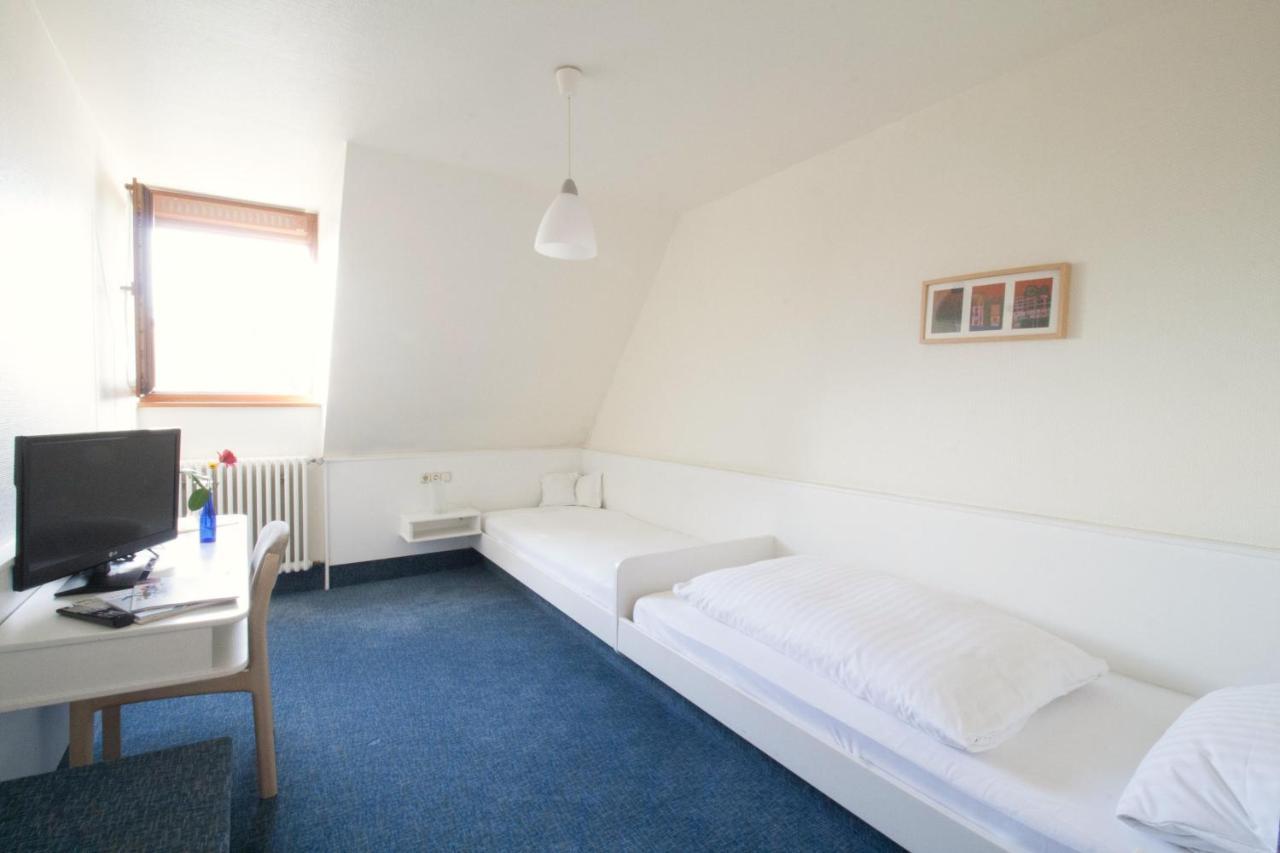 Hotel Krone Strassdorf Schwabisch Gmund Bagian luar foto