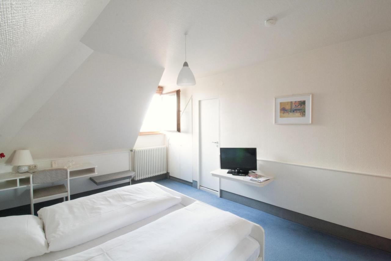 Hotel Krone Strassdorf Schwabisch Gmund Bagian luar foto