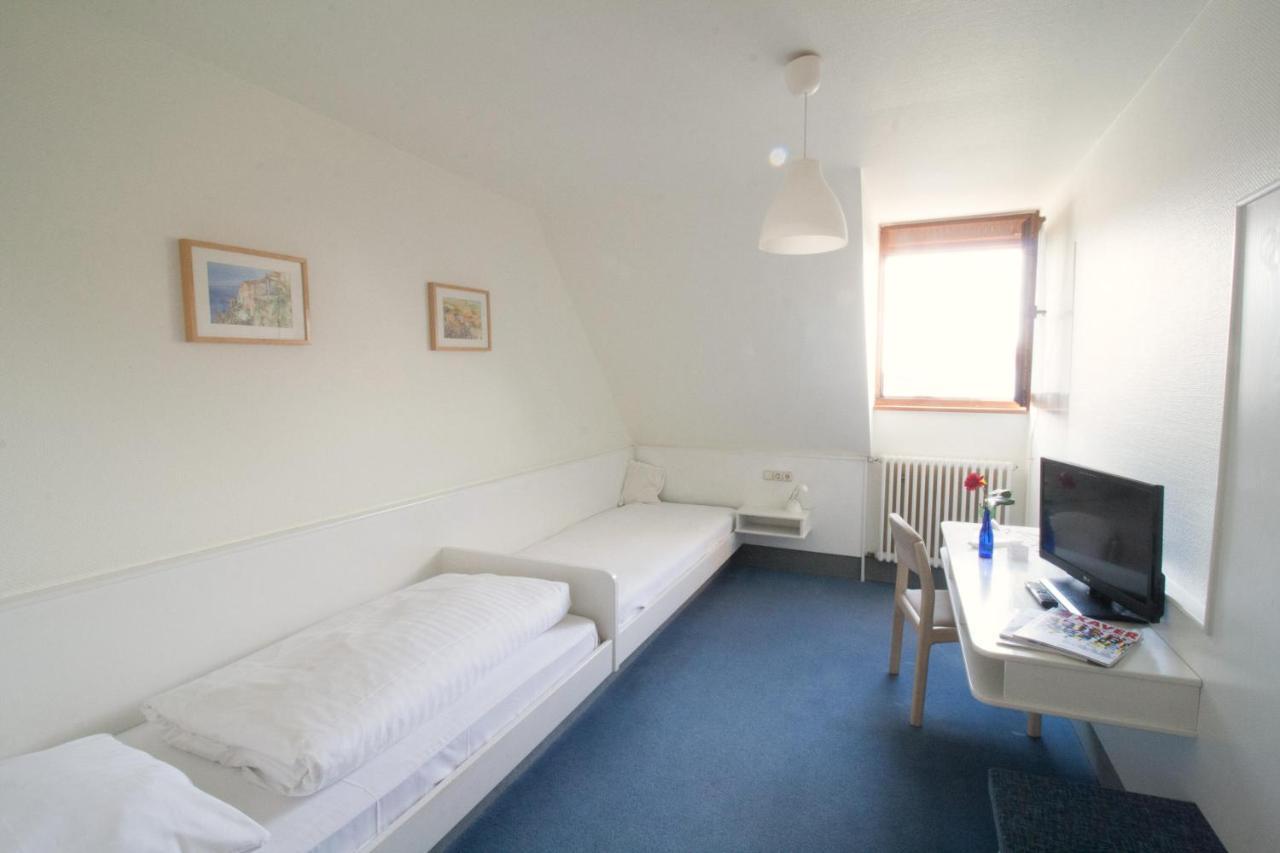 Hotel Krone Strassdorf Schwabisch Gmund Bagian luar foto