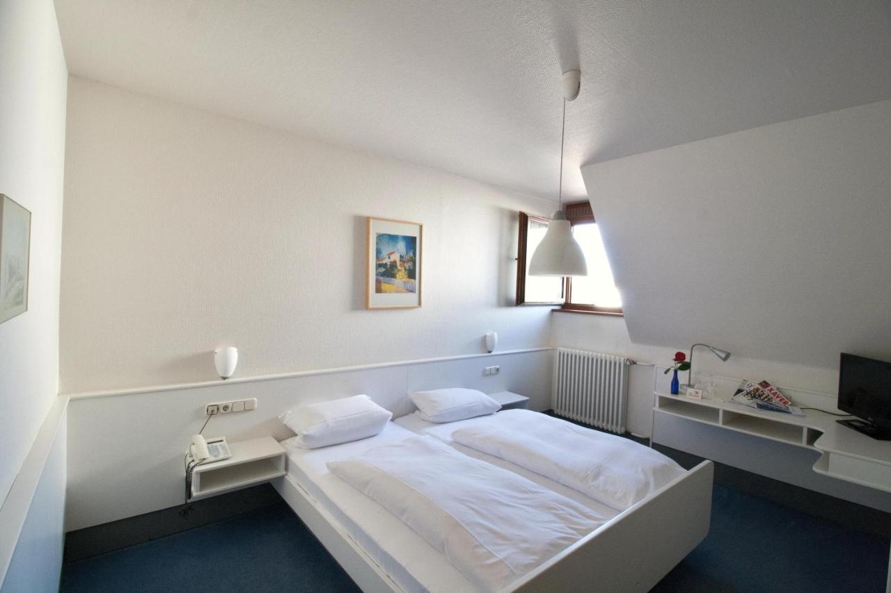 Hotel Krone Strassdorf Schwabisch Gmund Bagian luar foto